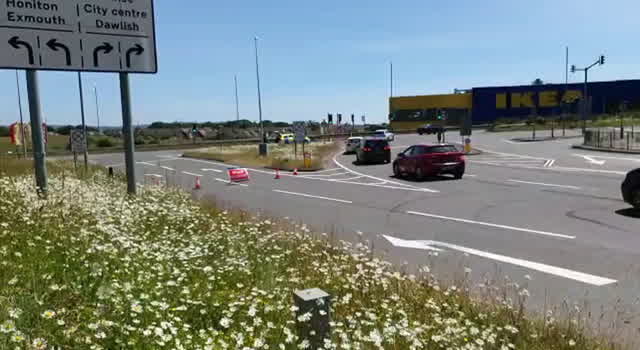 A379 in Exeter reopens after police incident - updates | Devon Live