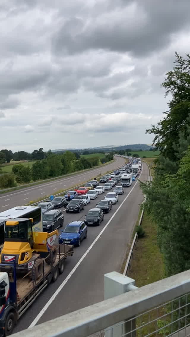 Live: M5 closed Northbound in Devon after serious crash | Devon Live
