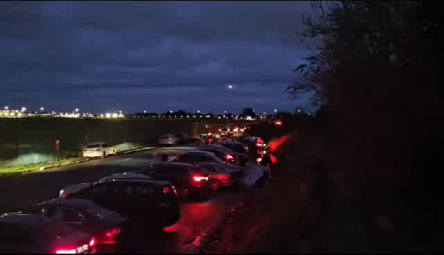 Storm Isha: Over 100 cancelled Dublin Airport flights, Red and Orange ...