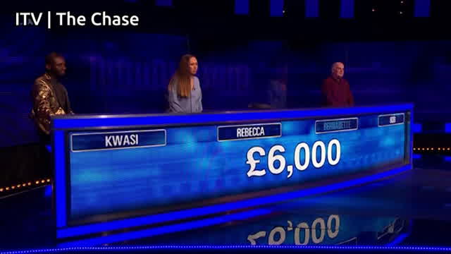 Bradley Walsh Says "We're In Trouble" To Today's The Chase Team