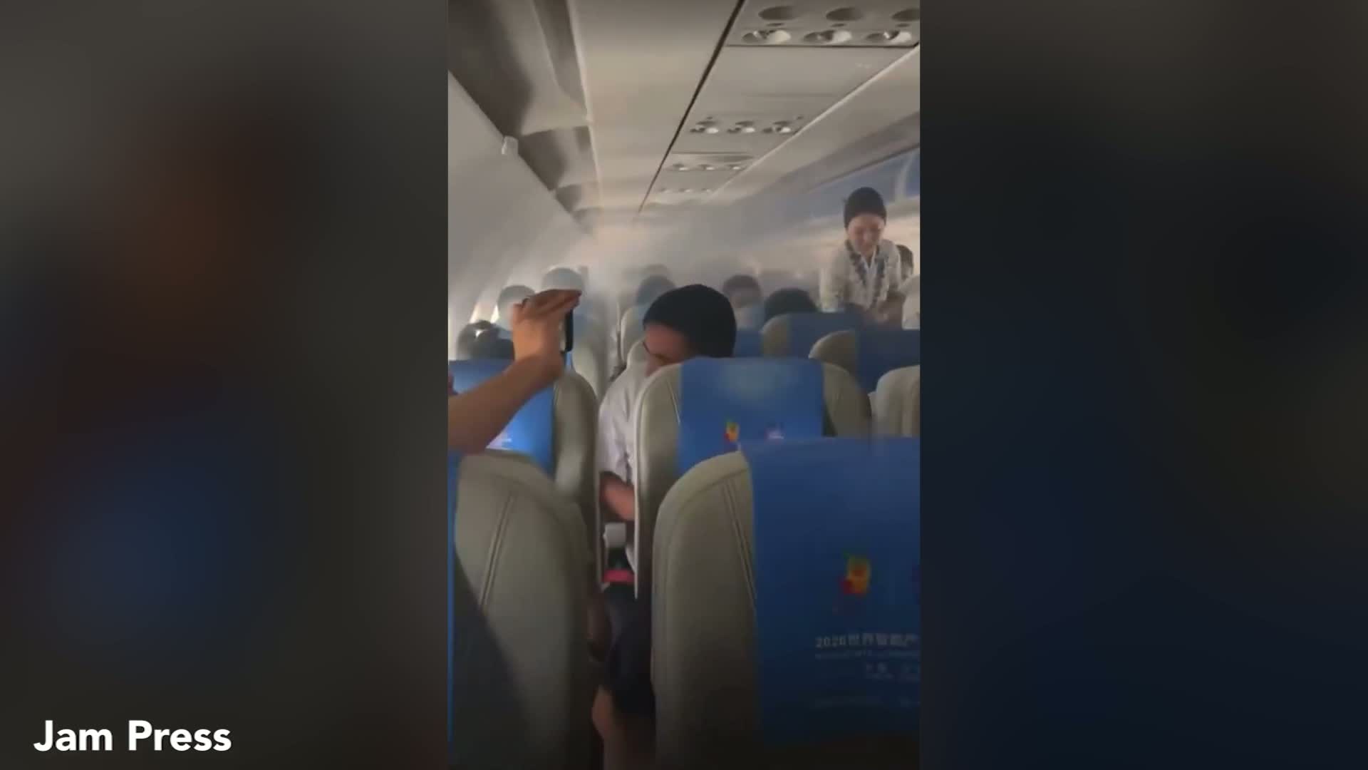 Power Bank Overheating Fills Plane Cabin with Smoke Mid-Flight