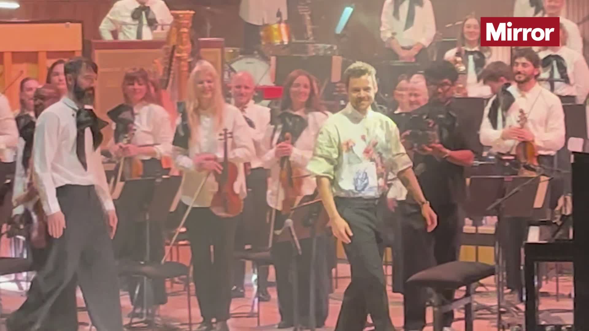 Harry Styles Stuns Fans with Intimate London Show as Zoë Kravitz Looks On