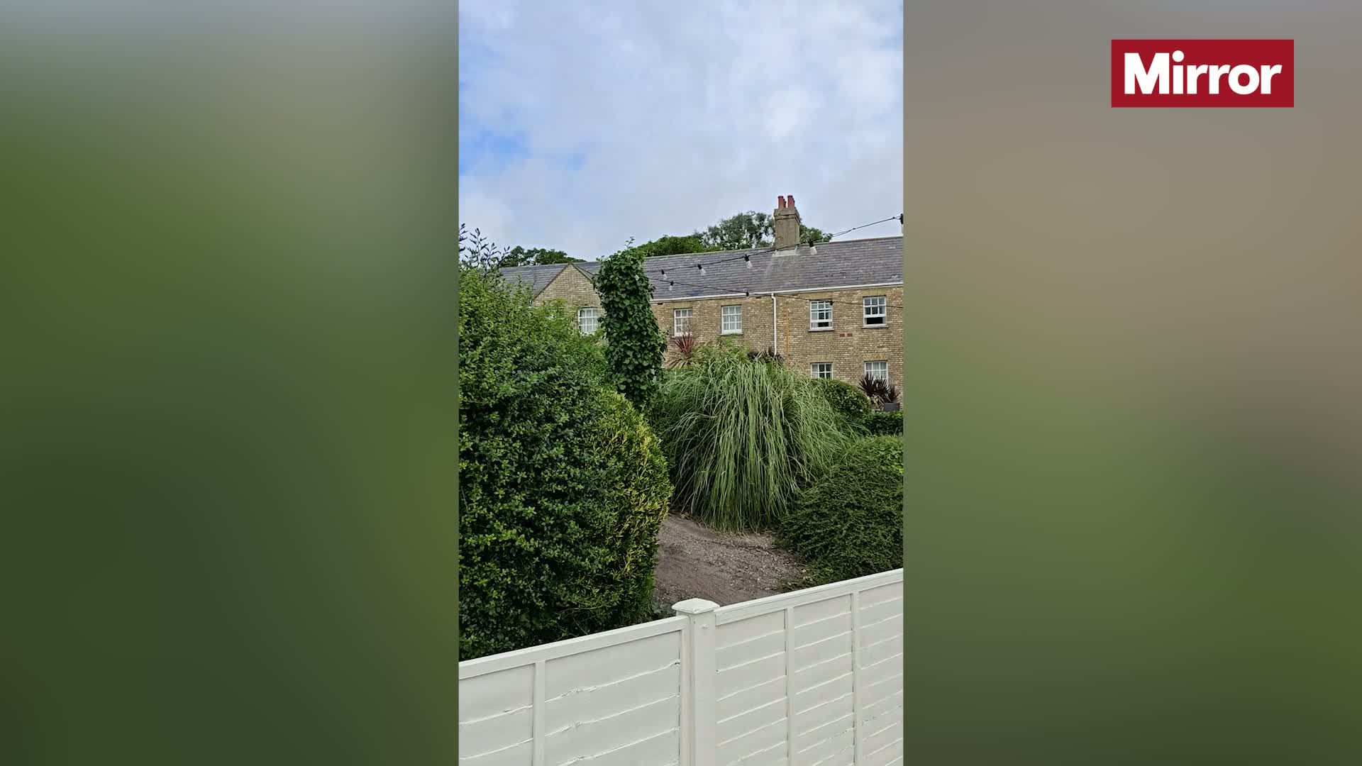 UK Holiday Cottage with Hotel Services in Bournemouth: No Chores Needed