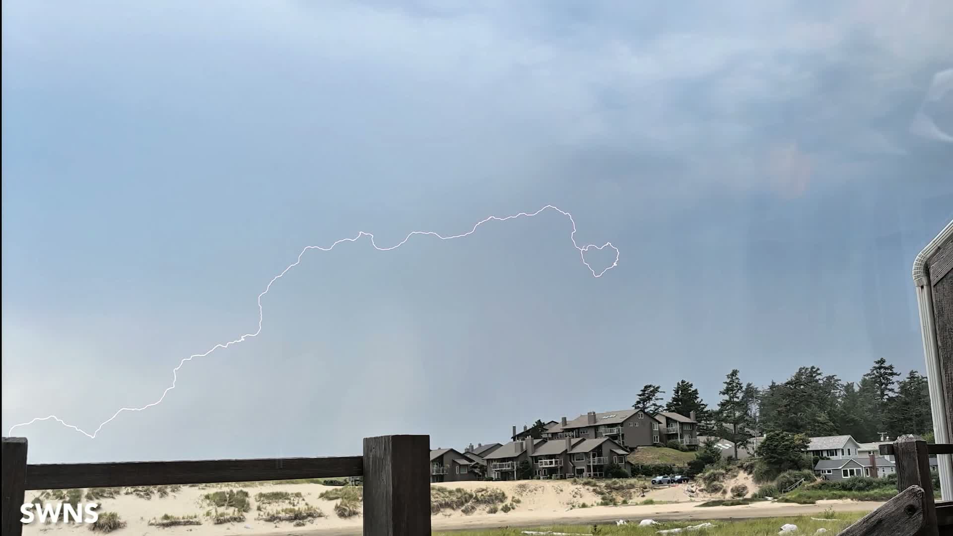 Heart-Shaped Lightning Bolt Captured Over Oregon Beach