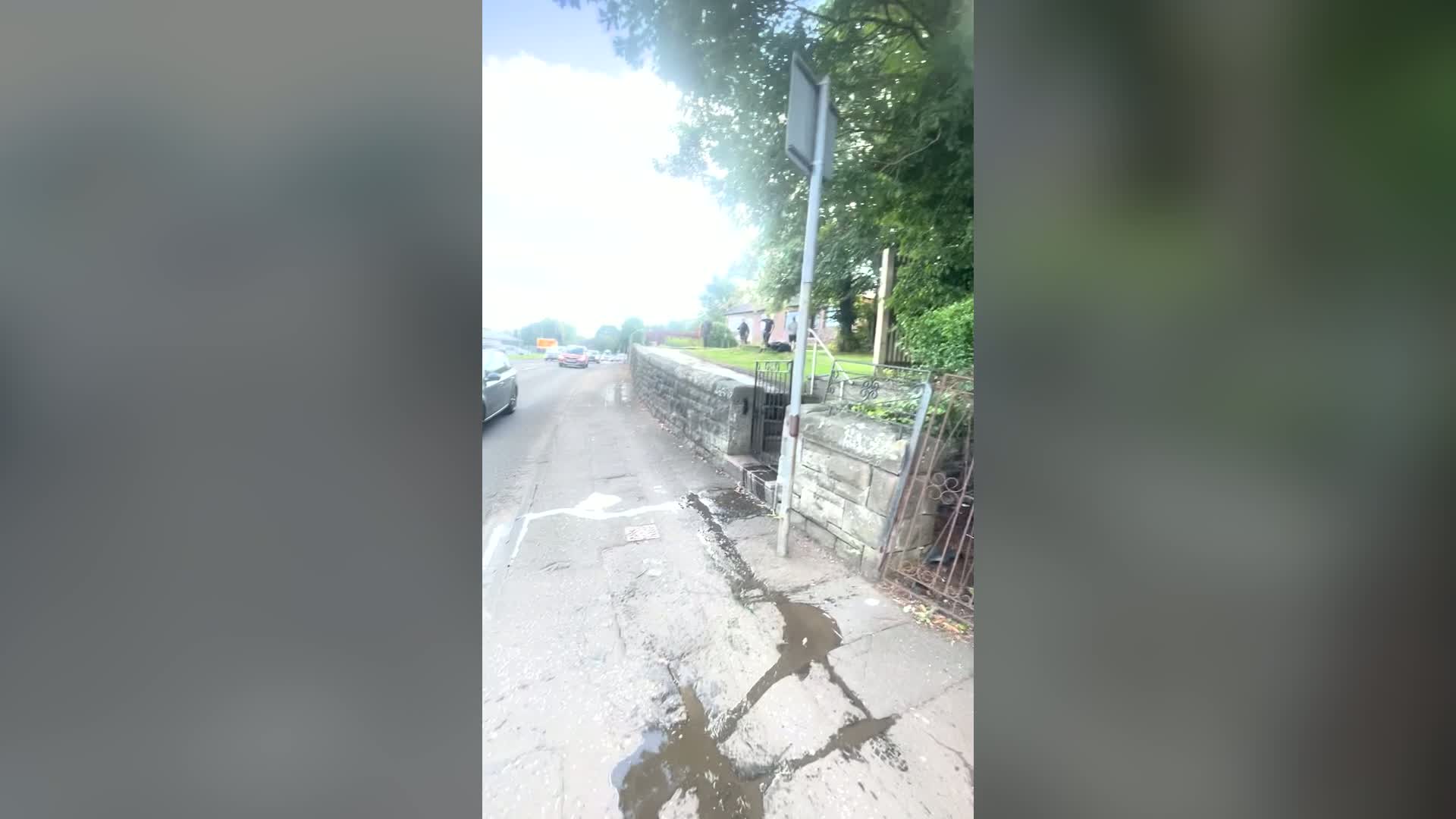 Traveller war erupts near Glasgow as rival gangs rampage with shovels