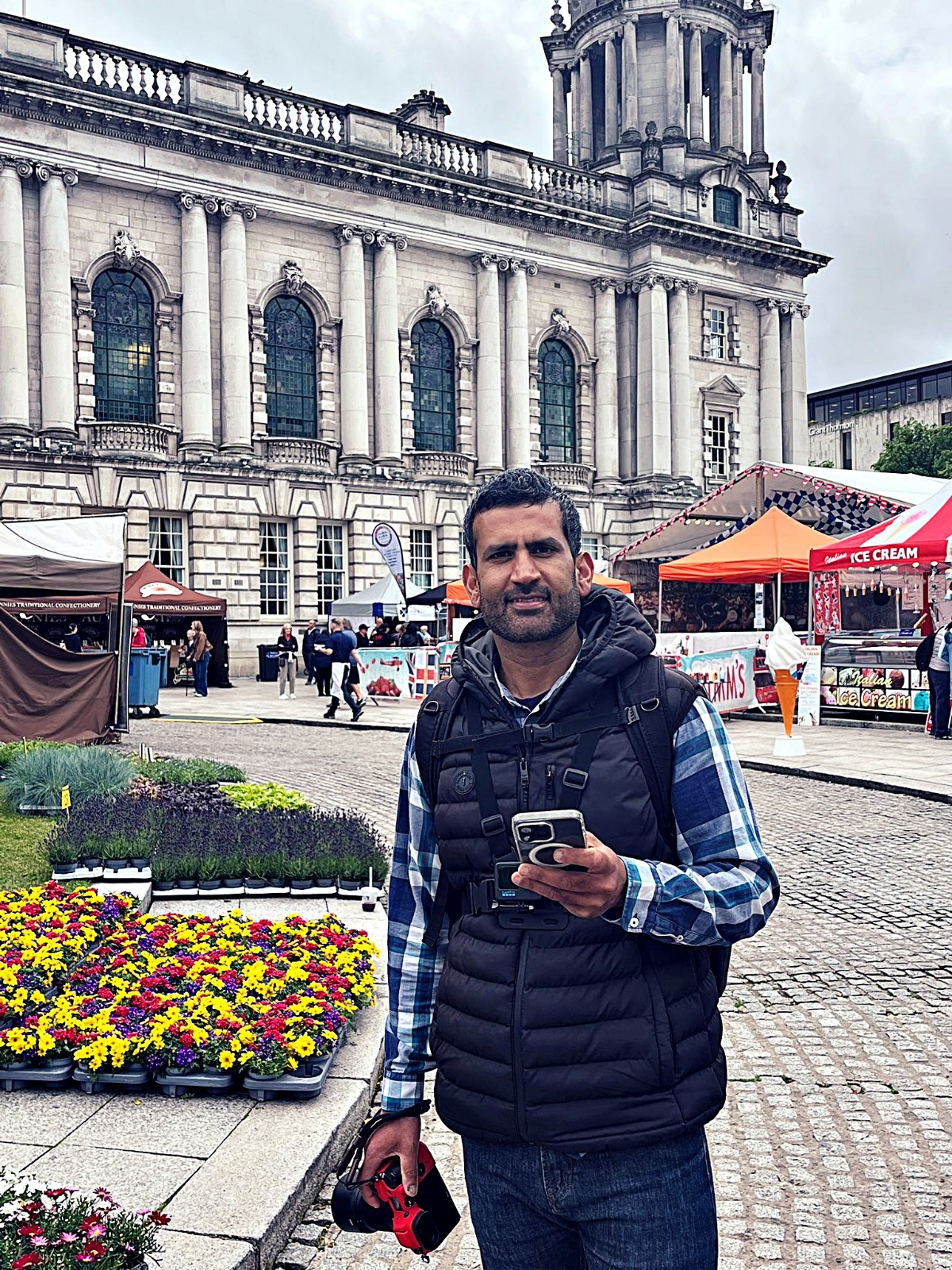 Watch: The street photographer giving Belfast a confidence boost