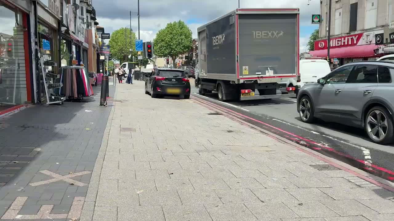 Birmingham's Stratford Road Sees 1,500 Parking Fines Monthly Amid Chaos