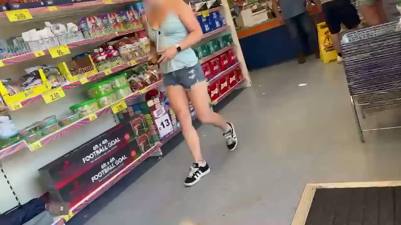 Furious Row at B&M Store Over Dog Left in Hot Car During Heatwave