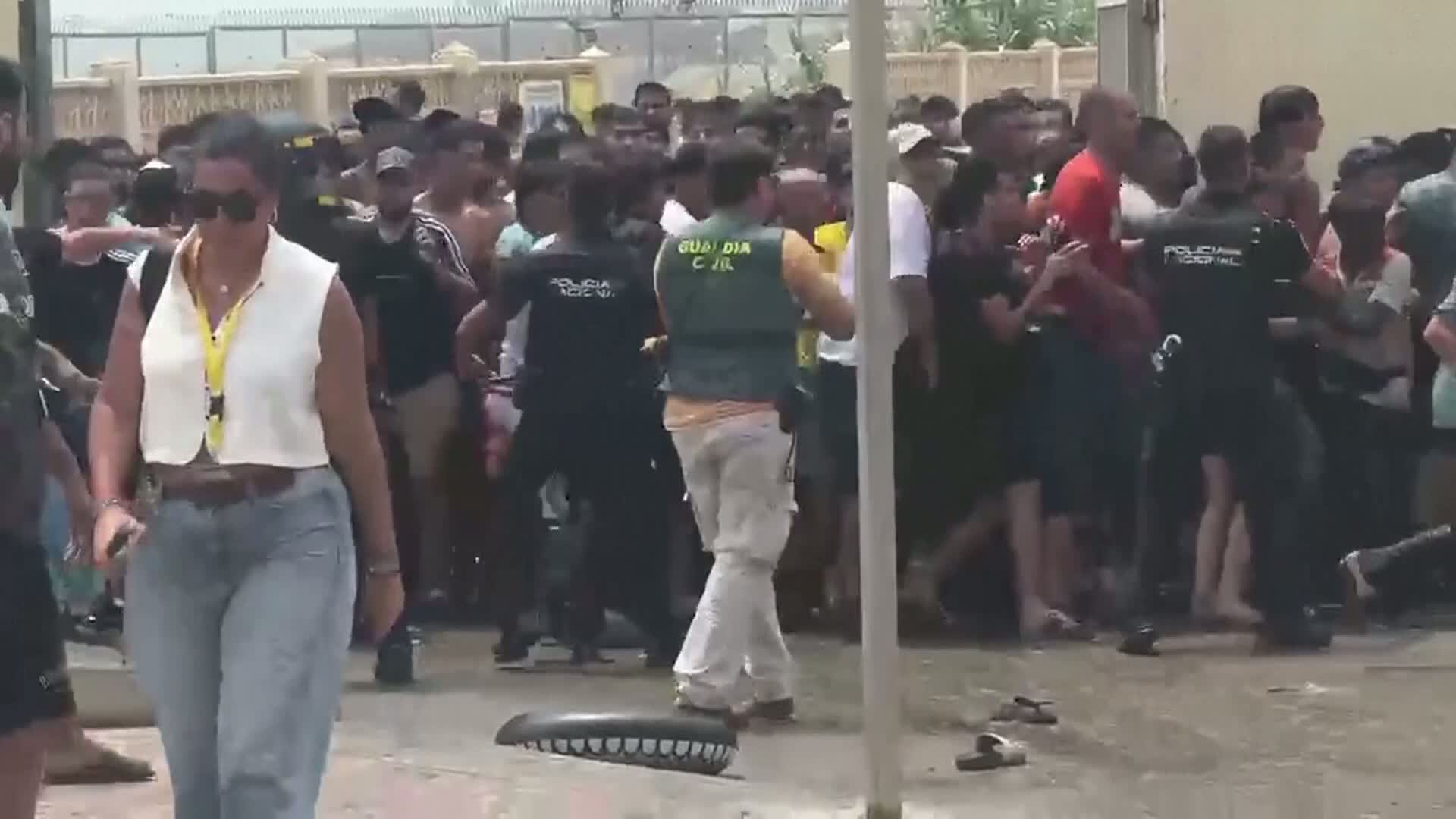 Spain urged to declare emergency after thousands of migrants cross into Ceuta